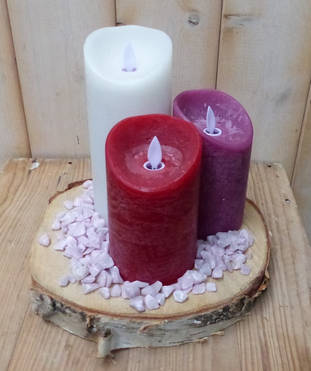 3-delige set LED-kaarsen sneeuwwit, rood en paars, grindkleur: lila, dia. circa 30 cm - Magic Flame