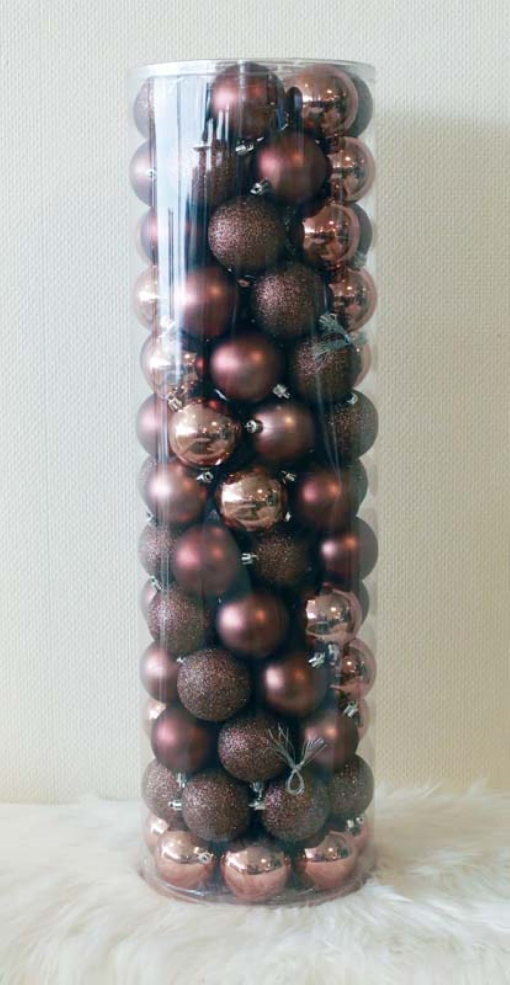 100 Onbreekbare kerstballen in koker diameter 6 cm bruin classic - Oosterik Home