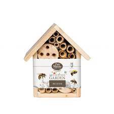 https://www.warentuin.nl/media/catalog/product/S/C/SCAN8711242013254bee_house_1st_989e.jpg