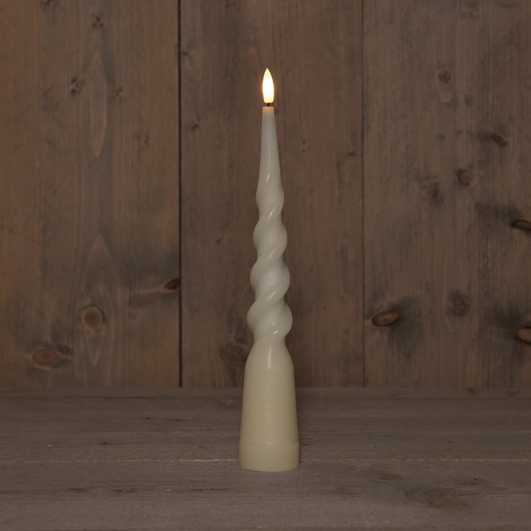 B.O.T. 3D Wick Ivory Big Swirl Candle 29 cm Rustic Wax - Anna's Collection