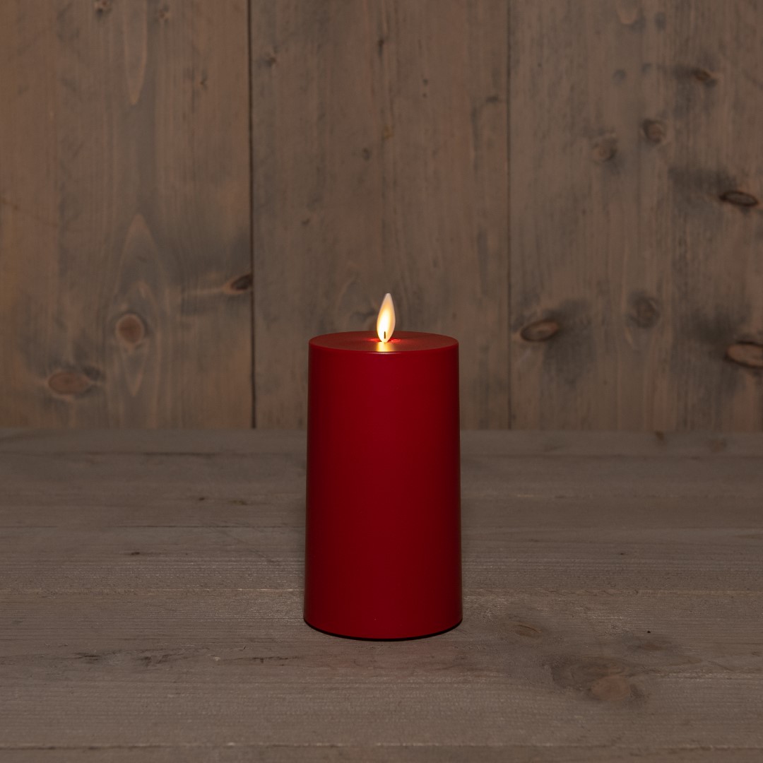 Anna's Collection B.O.T. Outdoor Candle Moving Flame 8X13 cm Red 2Xc (500H) - 