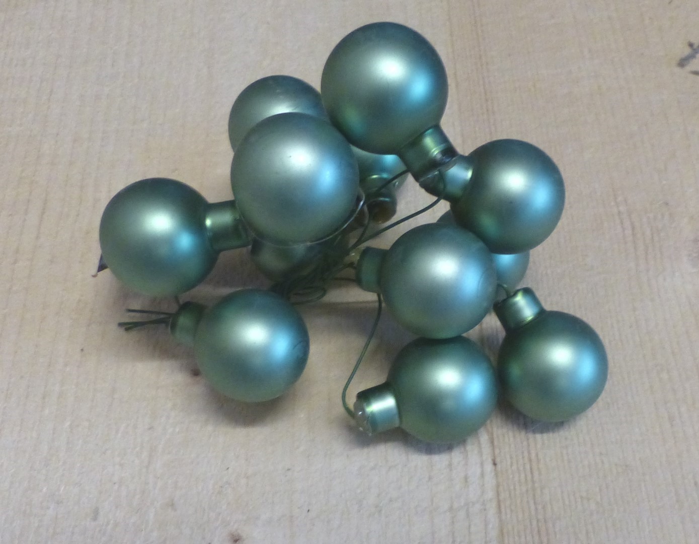 Kerstballetjes glasballetjes groen mat - Warentuin Mix